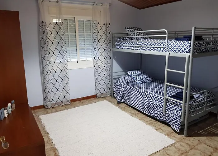 Casa En Entorno Rural Cerca De La Playa Holiday home Vigo